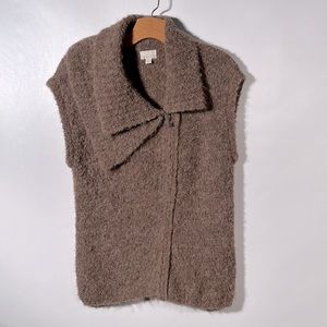 Holista alpaca vest. Lucious soft feel.